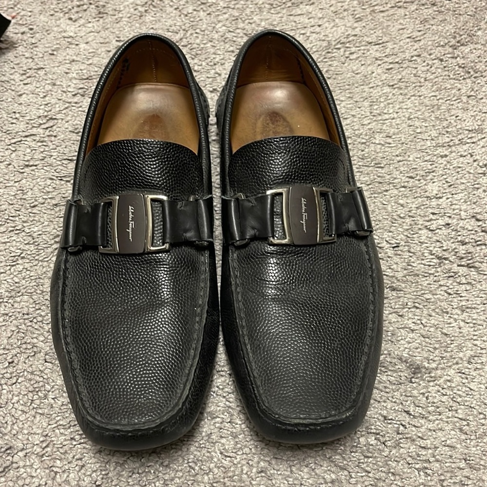 Mens Ferragamo Black Drivers